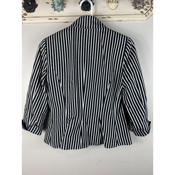 Chaps Jacket Blazer 3/4 Sleeve Spit Cuff Black White Stripe Button Jacket Small - Picture 2 of 6